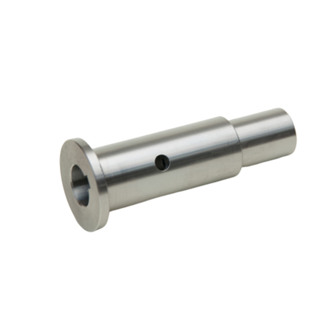 Connecting shaft for peeler shafts