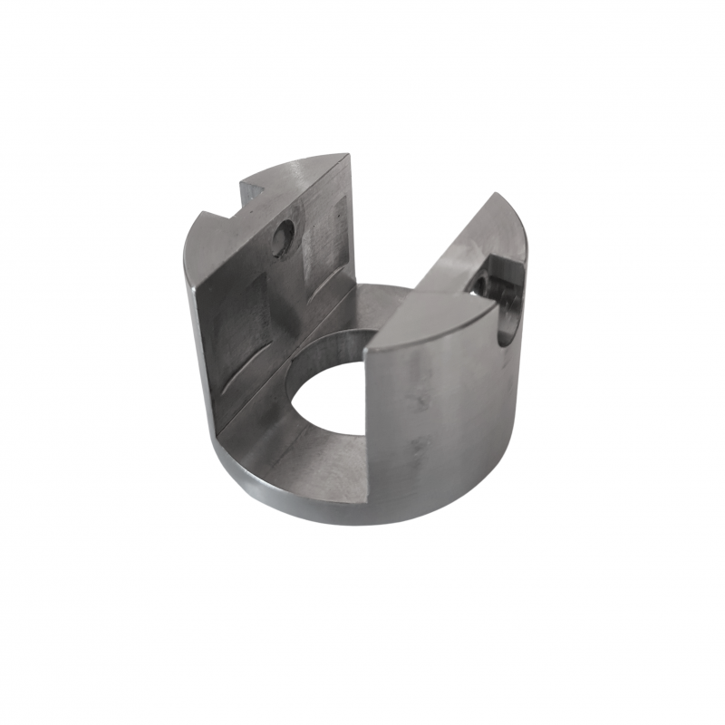 Lock hub
